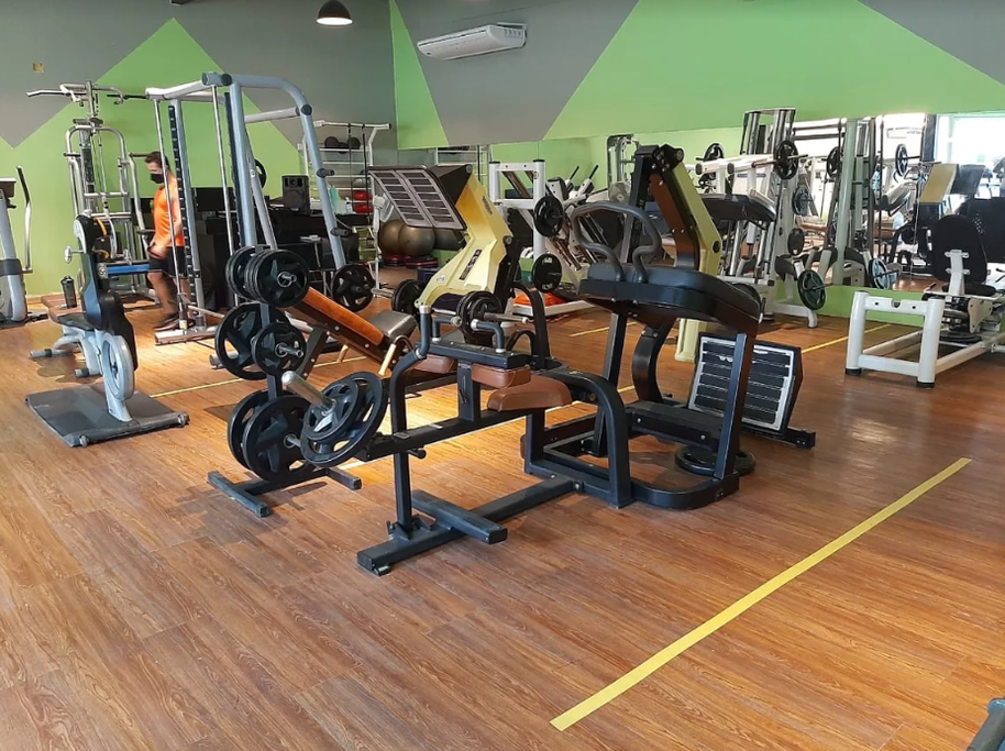 K Fitness Academia - Icaraí - Niterói - RJ - Rua Lemos Cunha, 355