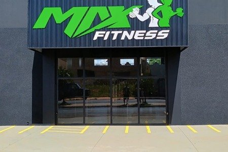 Academia Max Fitness