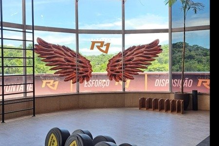R1 Sports Club
