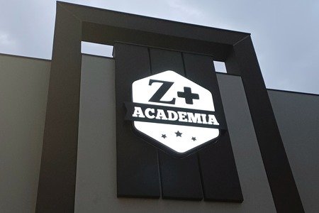 Academia Z+