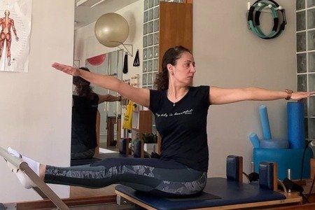 Vanessa Fontes - Pilates e Fisioterapia
